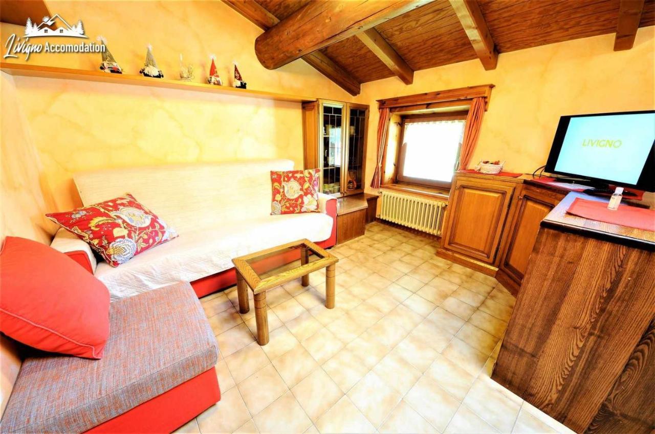 Appartamento Valeriano By Livigno Accomodation Bagian luar foto