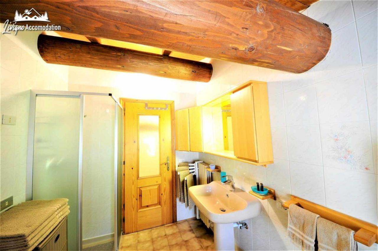 Appartamento Valeriano By Livigno Accomodation Bagian luar foto